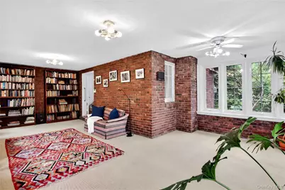 10 Crescent Road, Port Washington, NY 11050 - Photo 6