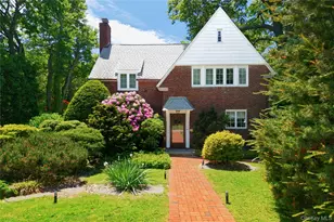 10 Crescent Rd, Port Washington, NY 11050 - Photo 26