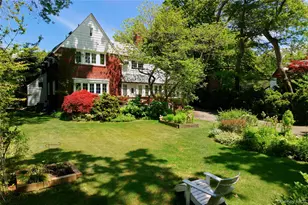10 Crescent Rd, Port Washington, NY 11050 - Photo 34