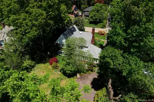 10 Crescent Rd, Port Washington, NY 11050 - Photo 30