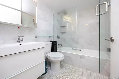 200 Rector Place #43D, New York, NY 10280 - Photo 16