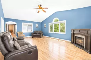 24 Walnut St, Chester, NY 10918 - Photo 8