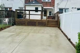 82-21 251st St, Bellerose, NY 11426 - Photo 16
