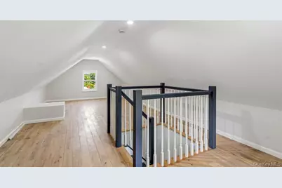 17 Tatterson Street, Roslyn, NY 11576 - Photo 26