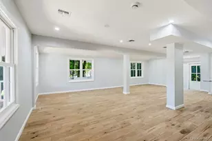 17 Tatterson St, Roslyn, NY 11576 - Photo 10