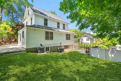 17 Tatterson Street, Roslyn, NY 11576 - Photo 32