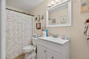 1414 Illinois Ave, Bay Shore, NY 11706 - Photo 20
