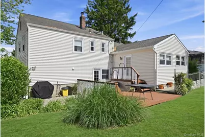 5 Hastings Road, Massapequa, NY 11758 - Photo 36