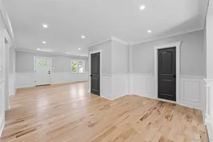 74 Lincoln Ave, Islip Terrace, NY 11752 - Photo 20