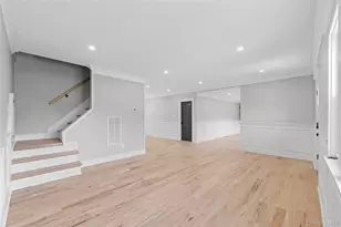 74 Lincoln Ave, Islip Terrace, NY 11752 - Photo 16
