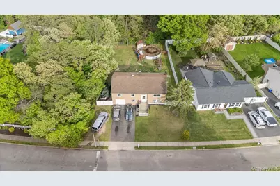 745 Greenbelt Parkway W, Holbrook, NY 11741 - Photo 28