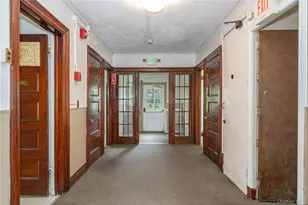 32 Ridgeview Ave, White Plains, NY 10606 - Photo 10