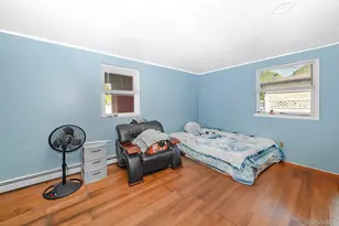 15 S 27th St, Wyandanch, NY 11798 - Photo 10