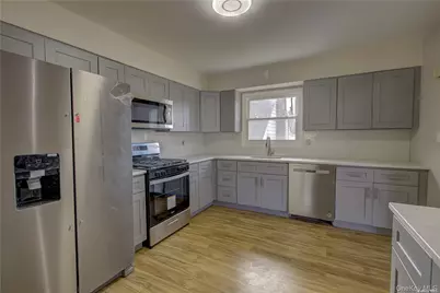 207 Catherine Avenue, Franklin Square, NY 11010 - Photo 2