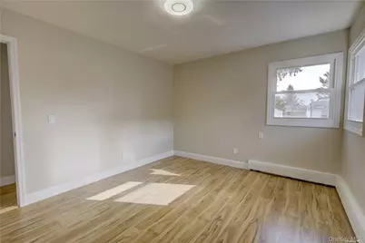 207 Catherine Avenue, Franklin Square, NY 11010 - Photo 14