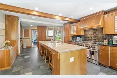 72 Hampton Road, Scarsdale, NY 10583 - Photo 10