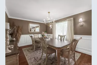 56 Columbine Avenue, Merrick, NY 11566 - Photo 6