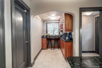19 Saint Thomas Place, Malverne, NY 11565 - Photo 10