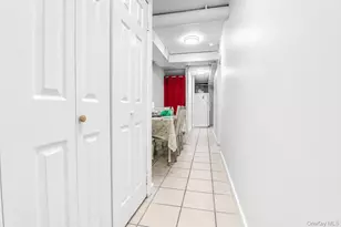61-07 Bleecker St, Ridgewood, NY 11385 - Photo 26