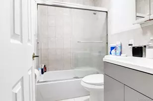 61-07 Bleecker St, Ridgewood, NY 11385 - Photo 22