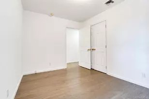 61-07 Bleecker St, Ridgewood, NY 11385 - Photo 8