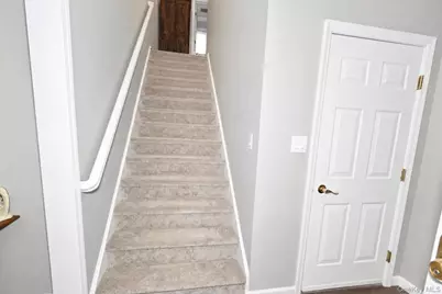 525 S Greene Avenue, Lindenhurst, NY 11757 - Photo 4