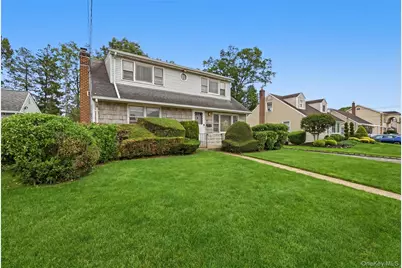 659 Diellen Lane, Elmont, NY 11003 - Photo 24