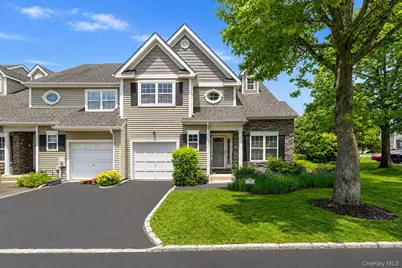 72 Paddington Circle, Smithtown, NY 11787 - Photo 1