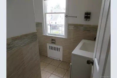 [Address not provided], New Rochelle, NY 10801 - Photo 10