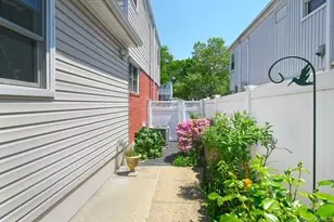 67-20 211th St, Oakland Gardens, NY 11364 - Photo 24