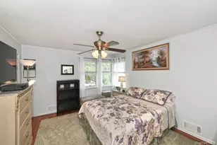 67-20 211th St, Oakland Gardens, NY 11364 - Photo 16