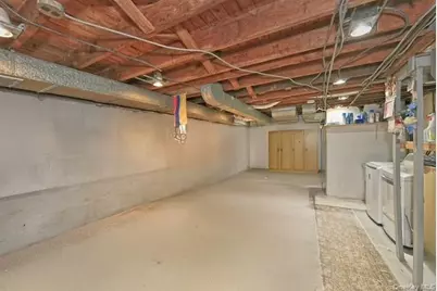6720 211th Street, Oakland Gardens, NY 11364 - Photo 20