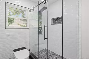 172 Choir Ln, Westbury, NY 11590 - Photo 32