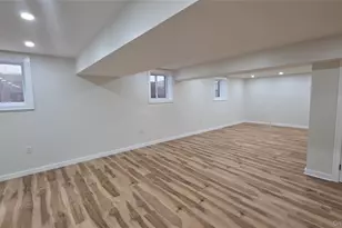 172 Choir Ln, Westbury, NY 11590 - Photo 44