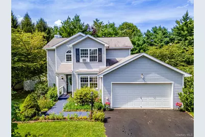 7 Pearlbush Lane, Poughkeepsie, NY 12603 - Photo 1