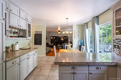 7 Pearlbush Lane, Poughkeepsie, NY 12603 - Photo 16