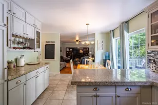 7 Pearlbush Ln, Poughkeepsie, NY 12603 - Photo 16
