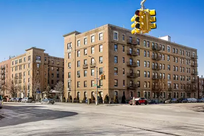 148-09 Northern Boulevard #3B, Flushing, NY 11354 - Photo 1