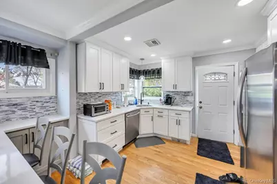 1492 Garden Street, East Meadow, NY 11554 - Photo 6