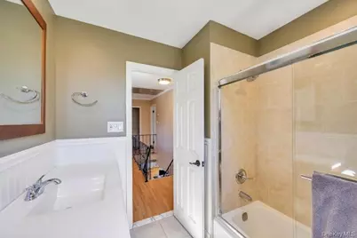1492 Garden Street, East Meadow, NY 11554 - Photo 14