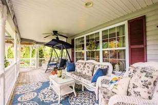 8 Frontier Trail, Manorville, NY 11949 - Photo 4