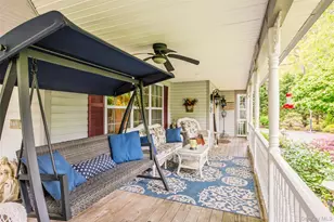 8 Frontier Trail, Manorville, NY 11949 - Photo 10