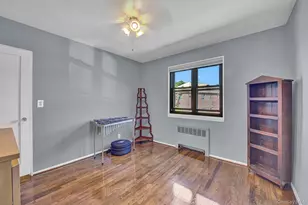 58-50 246th Crescent, Douglaston, NY 11362 - Photo 14