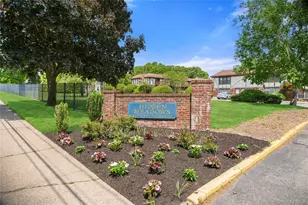 16 Bailey Ct, Middle Island, NY 11953 - Photo 18