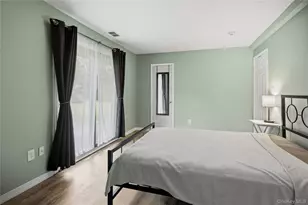 16 Bailey Ct, Middle Island, NY 11953 - Photo 10
