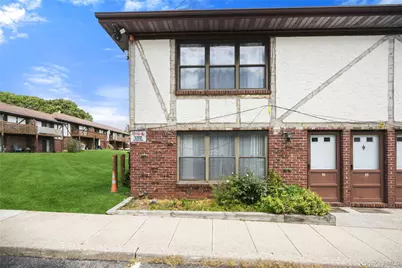 16 Bailey Court #16, Middle Island, NY 11953 - Photo 14