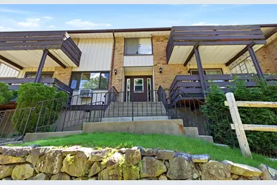 130 Sierra Vista Lane #2nd Floor, Valley Cottage, NY 10989 - Photo 1