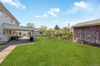 1540 7th Street, West Babylon, NY 11704 - Photo 24