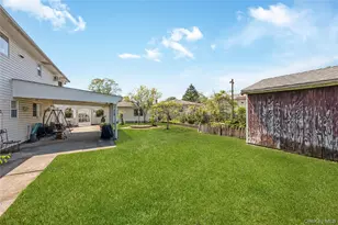 1540 7th St, West Babylon, NY 11704 - Photo 24