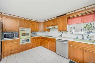 1540 7th St, West Babylon, NY 11704 - Photo 8